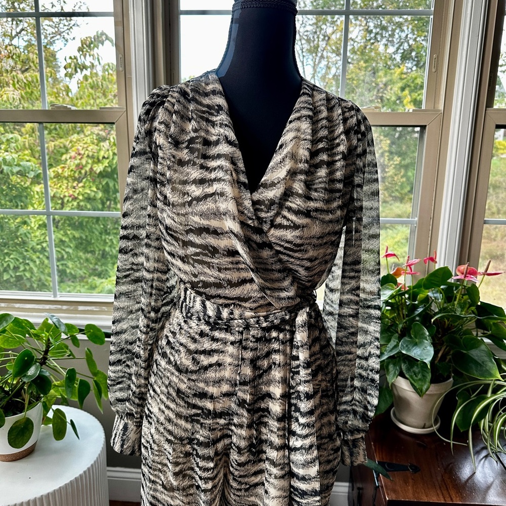 Chic Zebra Print Romper - cream and black